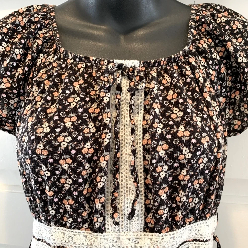 Knitworks girls floral lace crochet dress, size 16 - Picture 2 of 5